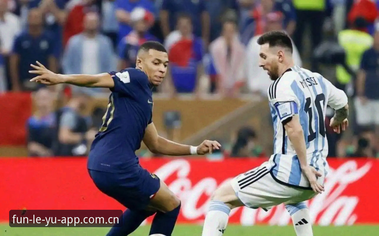 法国3-0伊拉克，姆巴佩追平克洛泽成世界杯16球第二人，越位机位回放引热议